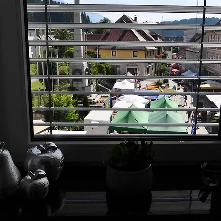 Benjo Apartment *